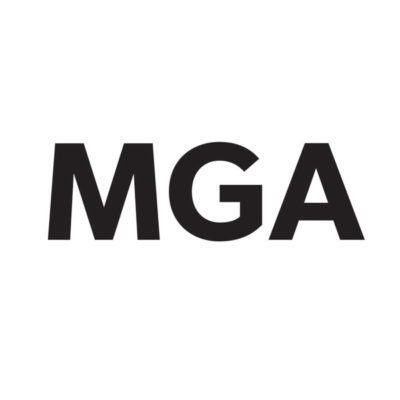 French/English-speaking experienced architectural staff