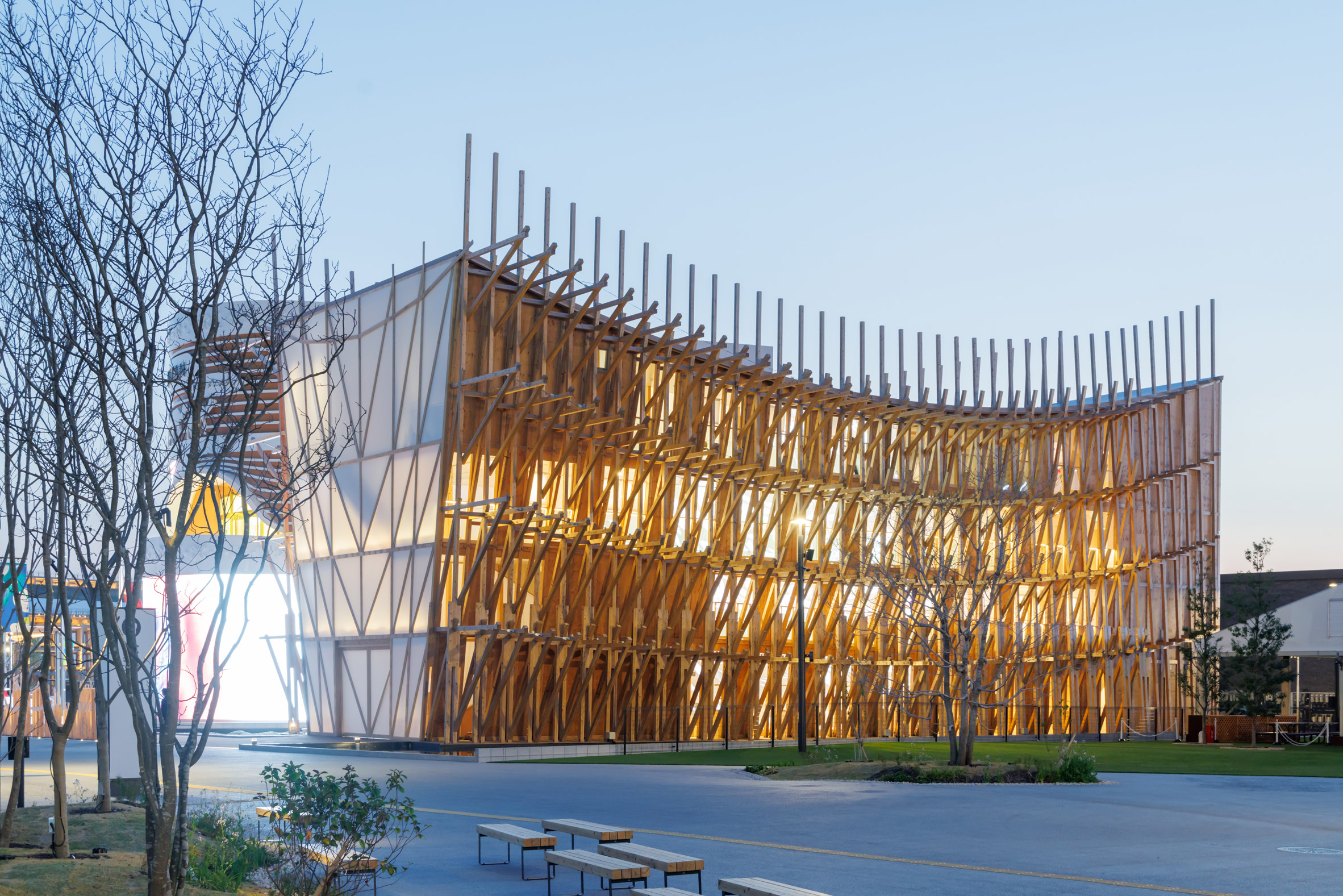 Exterior view of the lit up Bahrain Pavilion